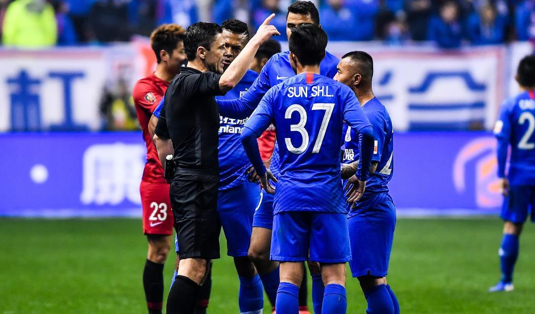 包含利物浦发布备战花絮,今晚队长鼓劲,亚冠任务艰巨,阵容厚度经受考验的词条 包含利物浦发布备战花絮,今晚队长鼓劲,亚冠任务艰巨,阵容厚度经受考验的词条