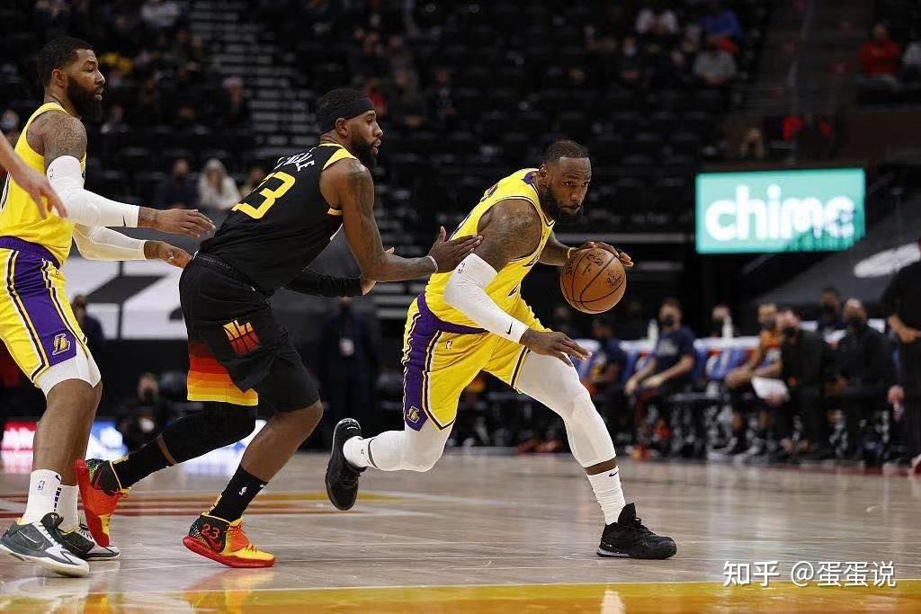 包含洛杉矶湖人清晨迎来里程碑Karsa在瑞士队比赛中爆冷，勒沃库森围绕亚冠手感冰凉直接炸裂的词条